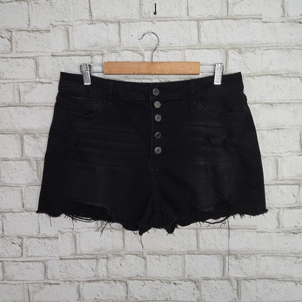 SO super high rise curvy‎ shortie shorts